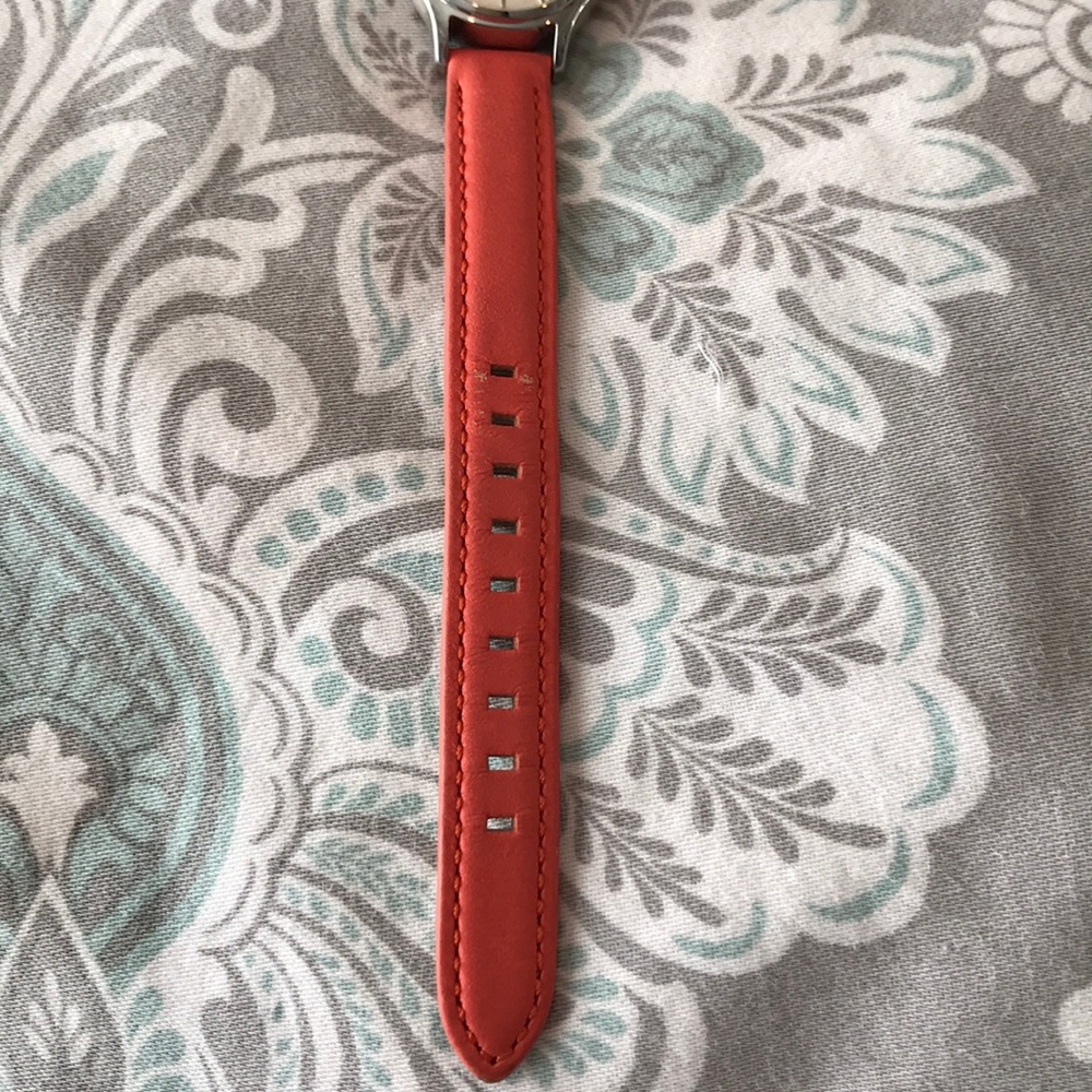 Watch - Picture 4 of 8
